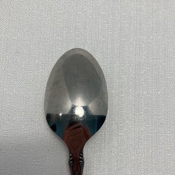 Oneida Community BRAHMS Stainless Glossy Rose Flatware Soup Spoon - Picture 5 of 7